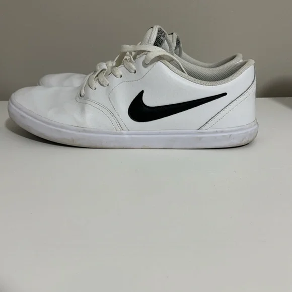 MEN'S NIKE SB CHARGE SNEAKERS - Picture 4 of 8